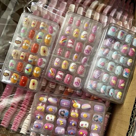24Pcs/Set Kids Fake Nails Wearable False Gel False Nail Finger Nails Decor Nail Tips Short Square Press On Nail Art Girls Gifts*