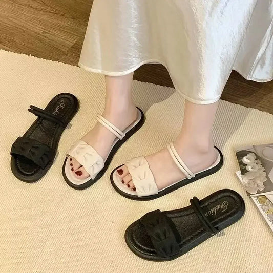 New Women's Flat Bottom Sandals Summer Outdoor Fashion Fairy Style Soft Bottom Beach Shoes Low Heel Toe Exposure Korean Version