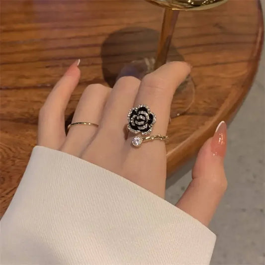 Korean Black Rose Shaped Metal Opening Rings for Woman Girls Fashion Luxury Zircon Adjustable Index Finger Rings Jewelry Party