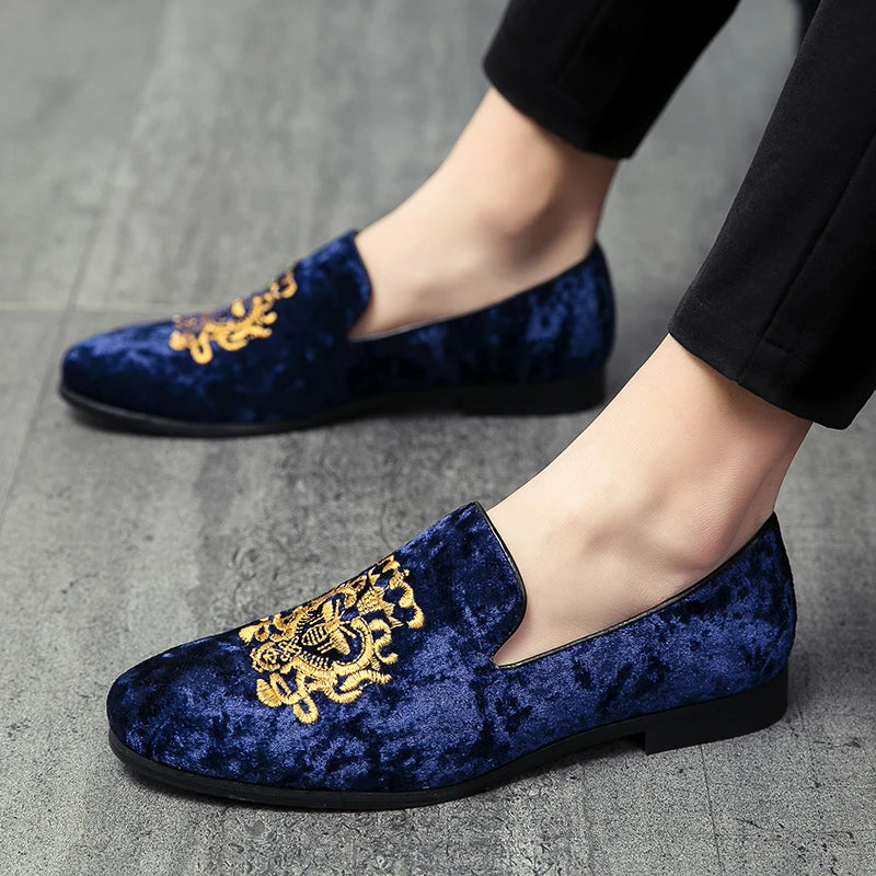New Men's Suede Soft Penny Loafers Embroidered Design Flat Slip-On Formal Men's Velvet Loafer Dress Shoes Big Size 38~45 Zapatos