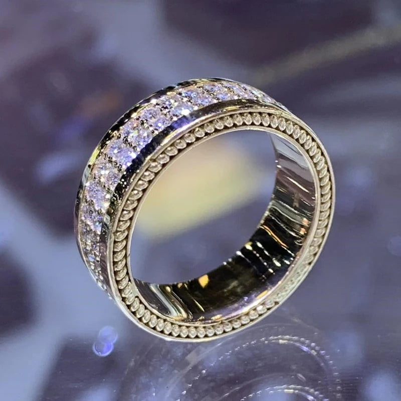 Huitan Gorgeous Gold Color Women Finger Rings Newly Wedding Engagement Trends Eternity Rings Cubic Zirconia Fashion Jewelry 2021