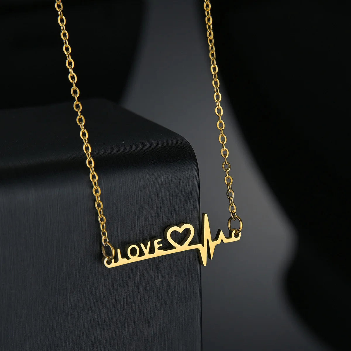 Heartbeat Necklace Women Love Heart Necklaces & Pendants Medical Nurse Doctor Lover Gifts Stainless Steel Jewelry