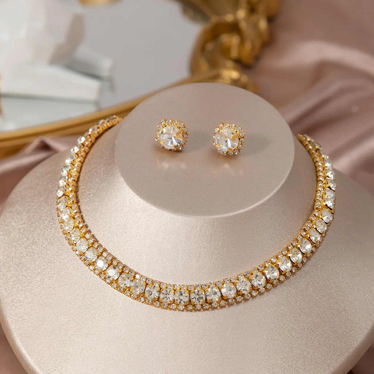 Women's Rhinestone Decorated Necklace & EarringsTrendy Jewelry Set Fashionable Accessories for Party & Daily Clothing Decor