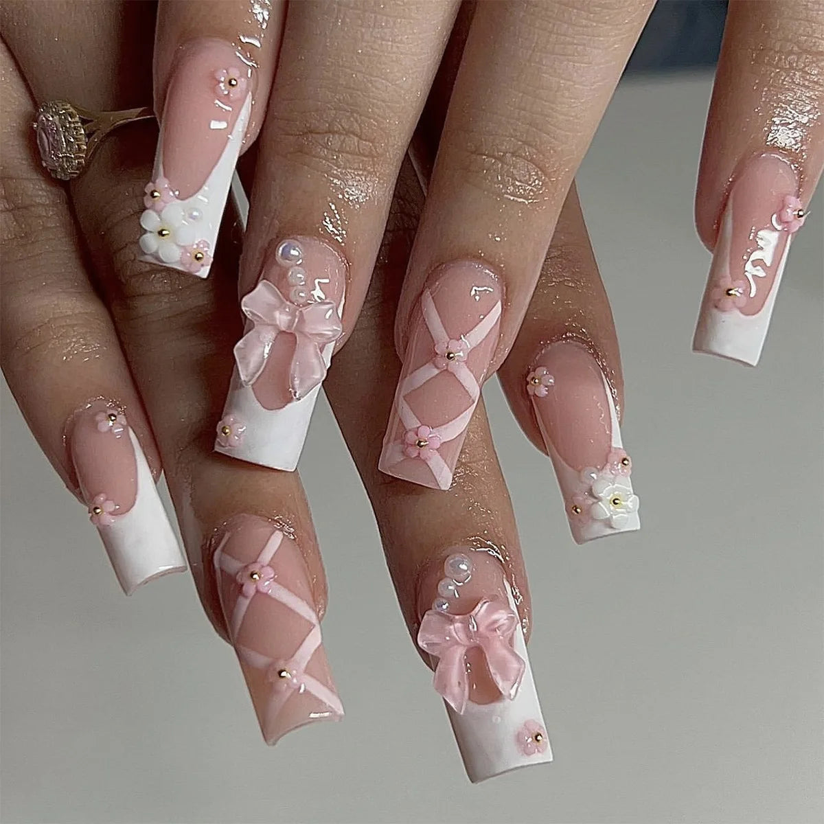 24Pcs Press on Fake Nails Short Medium French Acrylic Full Cover False Nail With Glue Kit Mini File Manicure for Women and Girls