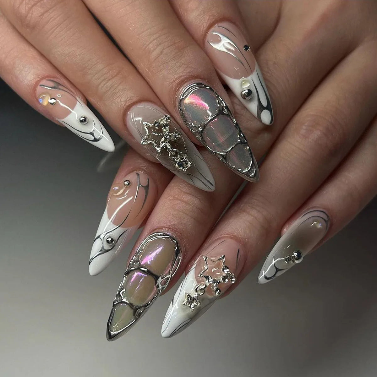 Y2K Star Press on Nails Gradient Black Fake Nails Medium Length Square False Nails Moon Designs for Women Girls Party Daily Use