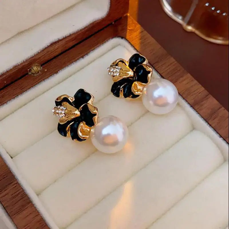 925 Silver Needle Korean Fashion Crystal Flower Earrings For Women Jewelry 2026 Trending  Women's French Pearl Earrings z40