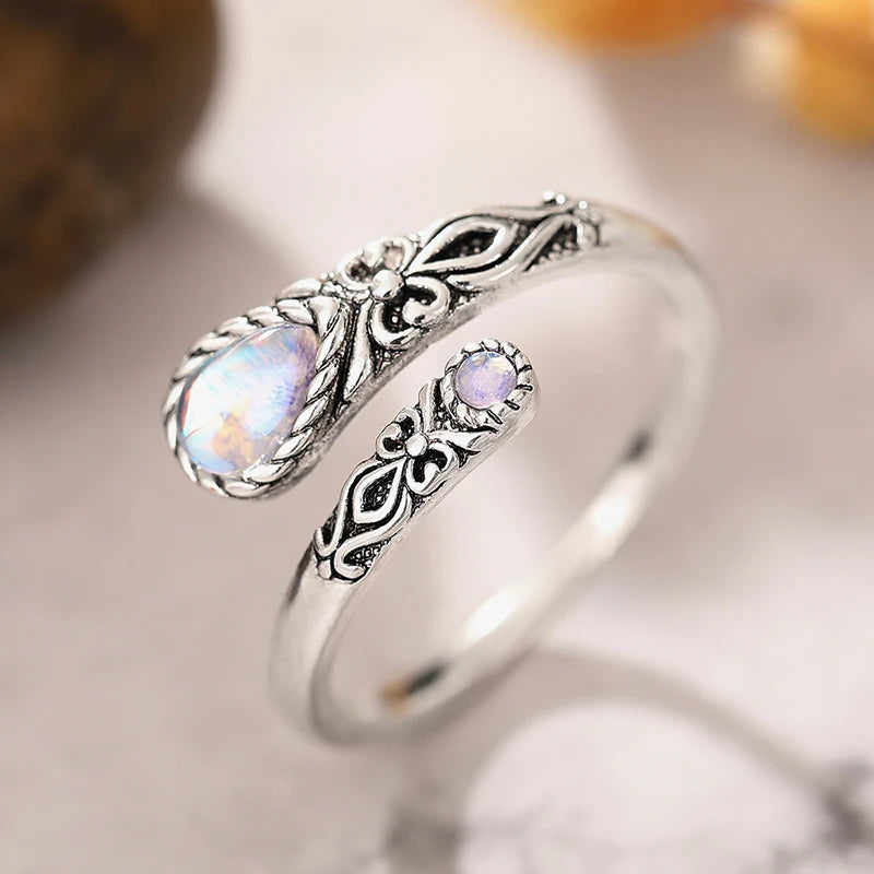 Huitan Vintage Elegant Women Opening Ring with Imitation Moonstone Temperament  Party Daily Accessories Engraved Design Jewelry