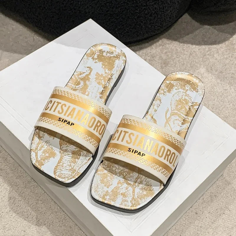 New Summer Flat Bottom Sandals Women's Outdoor Wear Sparkling Diamond One-Strap Fairy Style Sandals Trendy Ins Flat Sandals