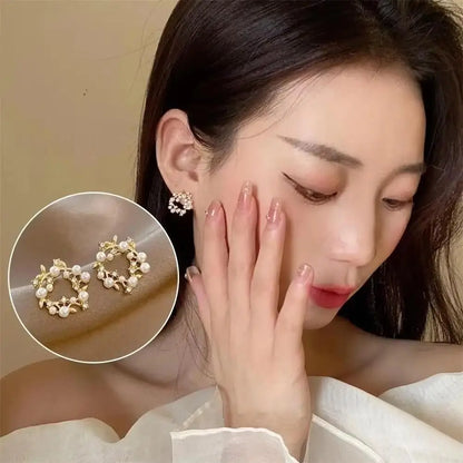 925 Silver Needle Korean Fashion Bowknot Tulip Earrings For Women Jewelry 2026 Trending New Women's White Flower Earrings Brinco