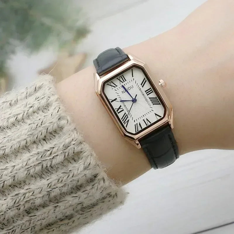 Retro Brown Leather Strap Women Watches Qualities Ladies Stailless Steel Wristwatches Fashion Brand Fashionable Relogio Feminino