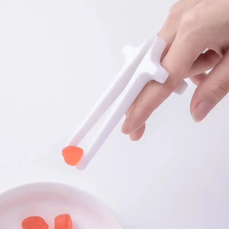 1PC Lazy Fingers Chopsticks - Hands-Free Snack And Game Clip-On Food Holder for Video Streaming No Dirty Hands Required