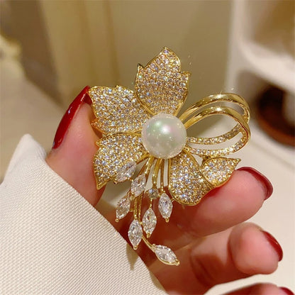 Luxury Rhinestones Flowers Imitation Pearl Brooches for Women Suit Coat Brooch Pins Corsage Elegant Jewelry Gift Accessories