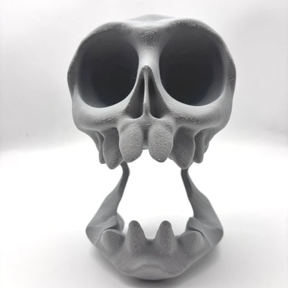 3D Printed Gaming Headset Stand, Skull-Shaped Gaming Desk Organizer, Compatible with Ps5/Ps4 Game Controller Stand, Made of Plastic, Ideal Desktop Organizer for Gamers and Tech Enthusiasts, Controller and Headset Stand, Space