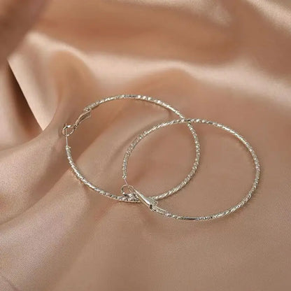 Simple Big Metal Hoop Earrings for Women Jewelry Gift Carve Serrations Round Circle Earrings Trendy Exaggerate Statement Earring