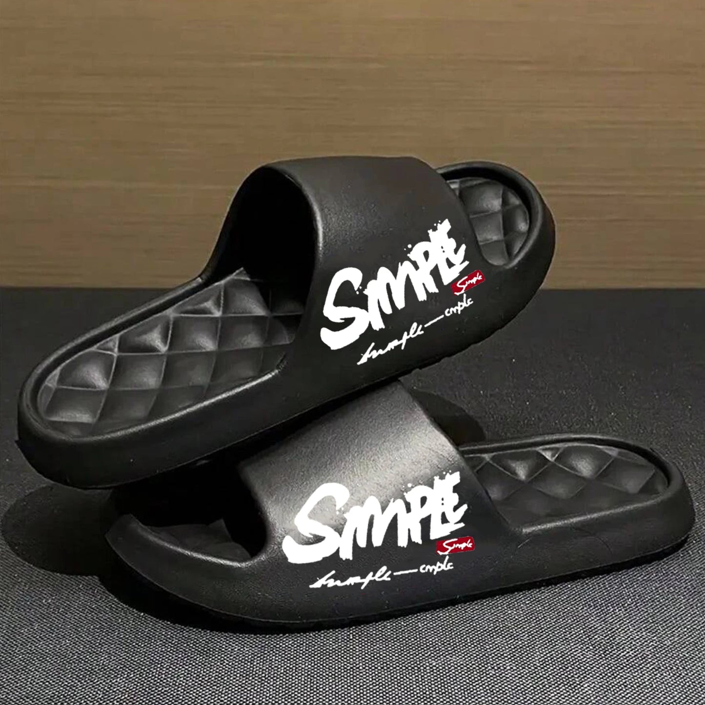Four-Season Men's Fashion Slippers, Waterproof Non-Slip Casual Soft Perforated Bathroom Slippers, Suitable for Bathroom, Swimming, Indoor Use
