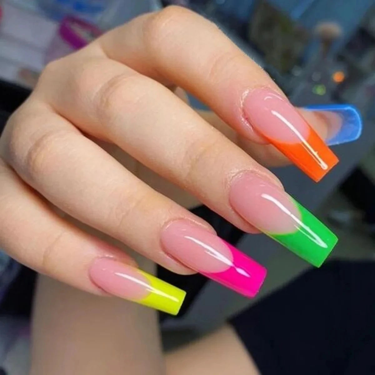 French Tip Press on Nails Long Coffin False Nails Press ons Acrylic Glue on Nails Full Cover False Nails Wearable Fake Nails Set