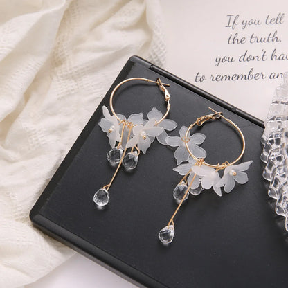 Elegant White Long Earrings Liliy of the vally Acrylic Flower Wedding Dress Earring for Women Bride Fancy Accessories Party Gift