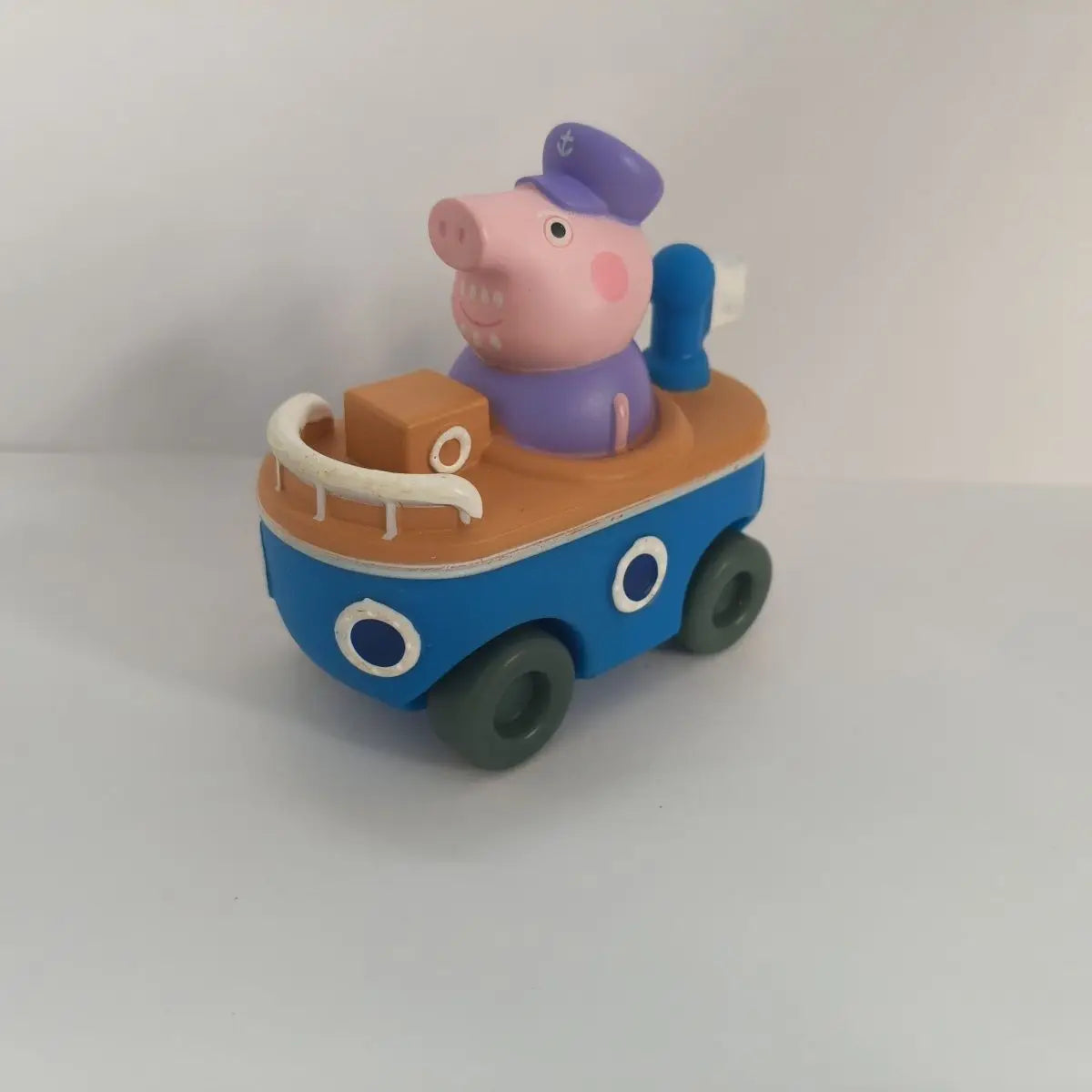 Cute Little Car Pepppa Pig George Series Plush Toy for Boys and Girls Children's Toy Childhood