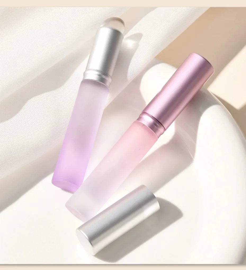 Mini Silicone Lip Makeup Brush Concealer Brushe With Cover Lip Mask Applicators Lip Gloss Brush Women Lipstick Brush Beauty Tool