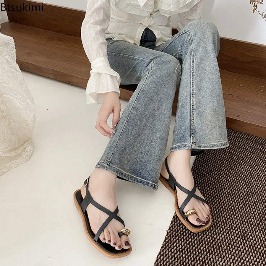 2026 New Women's Summer Outdoor Wear Single Toe Style Flat Bottom Sandals High Quality PVC Material Adults Roman Style Slippers