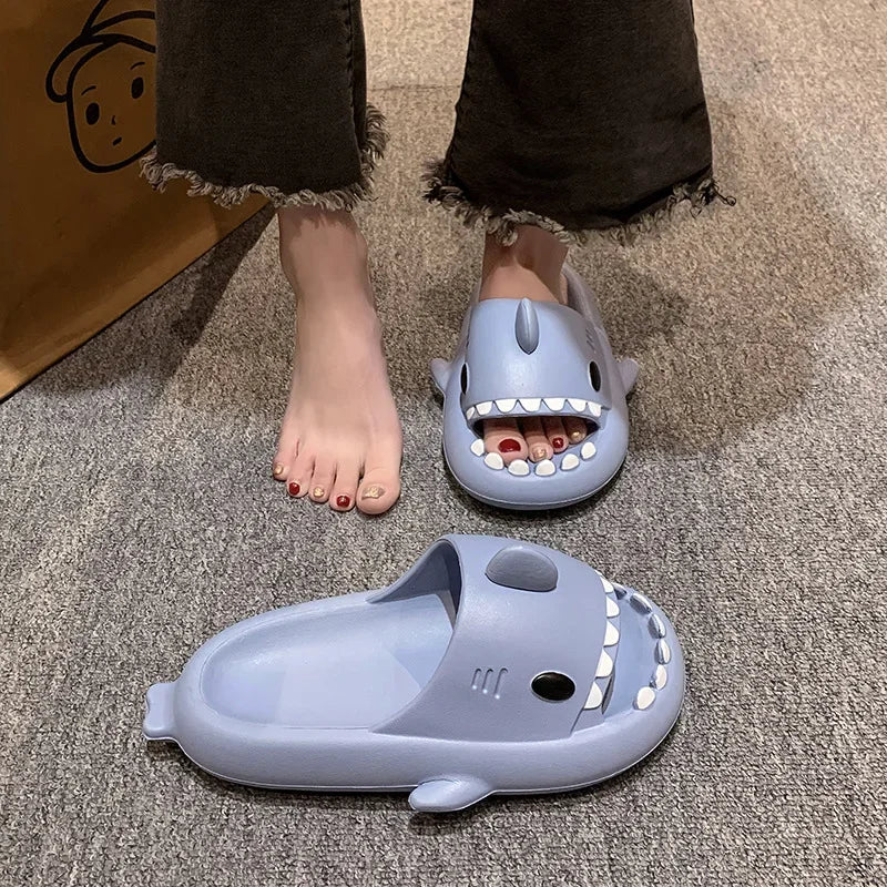 New Shark Slippers for Women Men Shoes Shark Flip Flops Beach Slides Female Home Slipper Bathroom Non-Slip Thick Sandals Couples