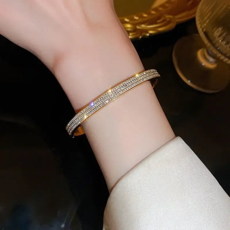 1PC Titanium Steel Stainless Steel Inlaid Zircon Gold Plated Bracelet Classic and Simple Style Bangles for Women Daily Jewelry