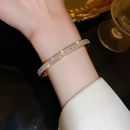 1PC Titanium Steel Stainless Steel Inlaid Zircon Gold Plated Bracelet Classic and Simple Style Bangles for Women Daily Jewelry