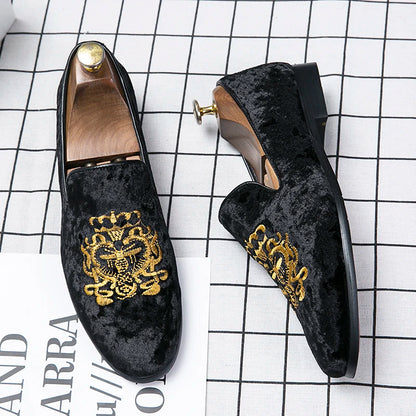 New Men's Suede Soft Penny Loafers Embroidered Design Flat Slip-On Formal Men's Velvet Loafer Dress Shoes Big Size 38~45 Zapatos