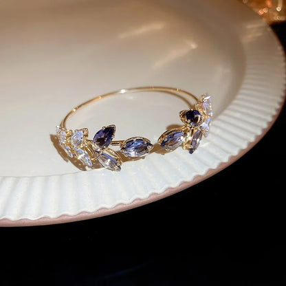 Exquisite Simple Leaf Open Bracelets Elegant Fashion Butterfly Sweet Bracelet Women Light Luxury Sparkle Jewelry
