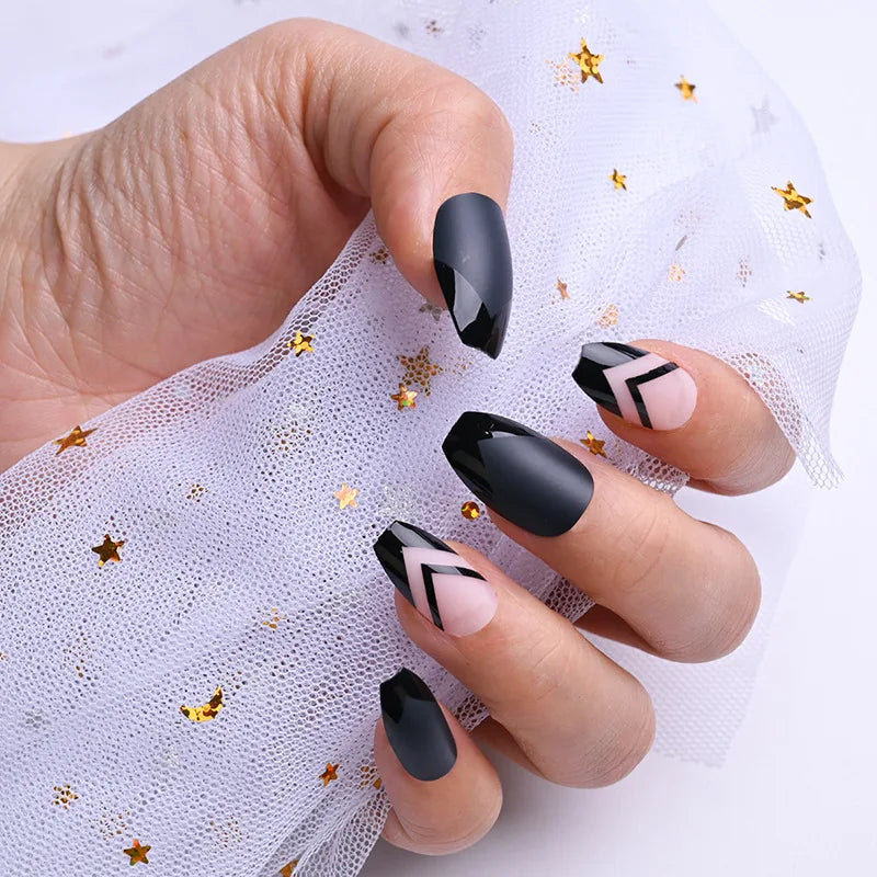 Luxury Designed Reusable Pink Nude False Nails Short Custom Acrylic Press On Nails Artificial Nails With Glue For Woman And Girl