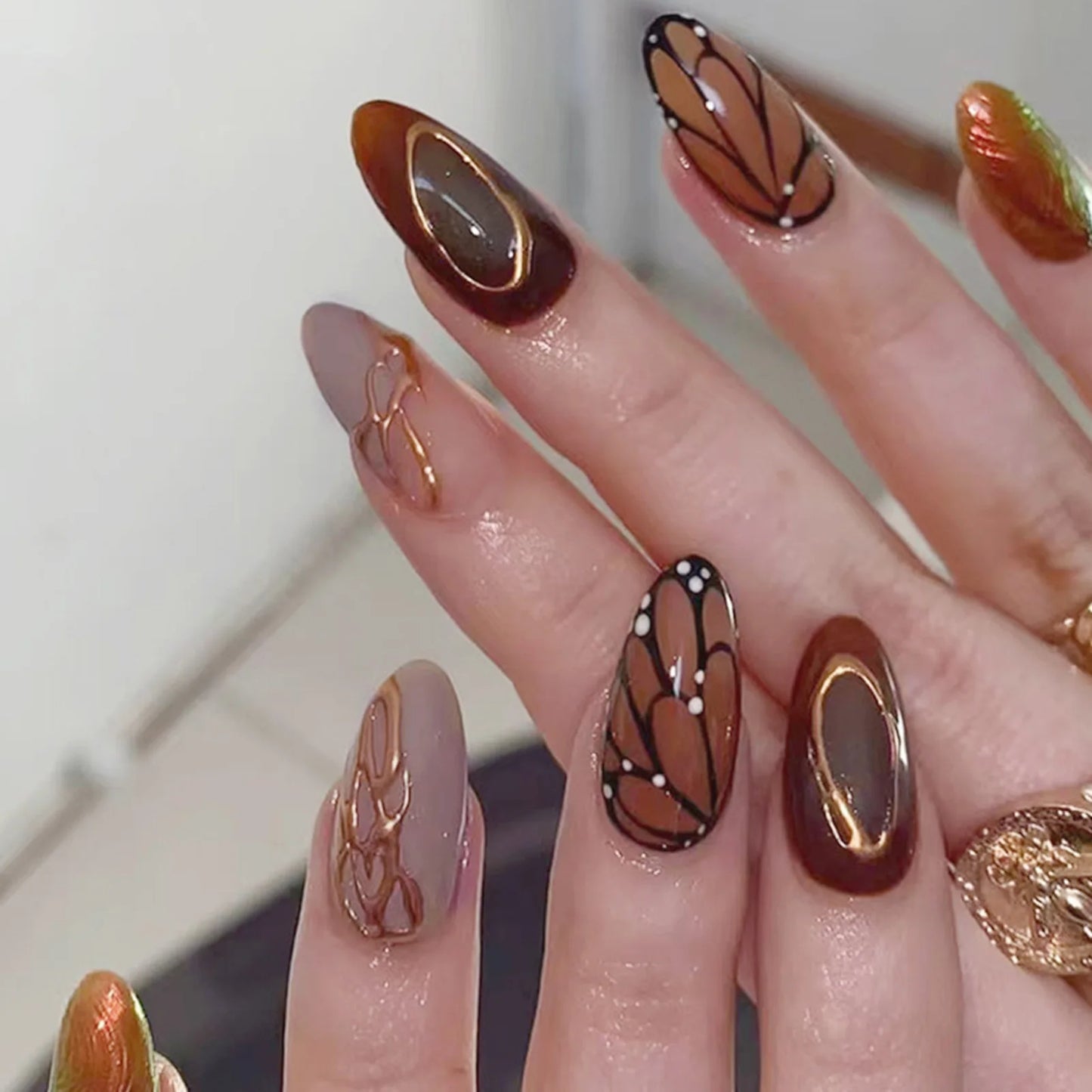 Y2K Star Press on Nails Gradient Black Fake Nails Medium Length Square False Nails Moon Designs for Women Girls Party Daily Use