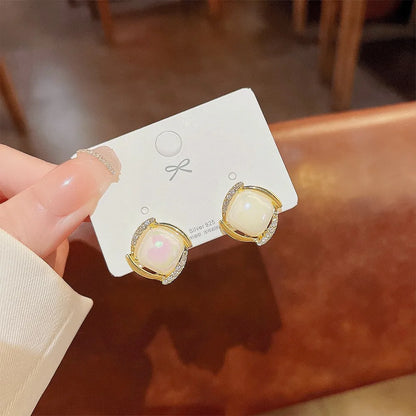 925 Silver Needle Korean Fashion Pearl Stud Earrings For Women Jewelry 2026 Trending New Vintage French Women's Crystal Earrings