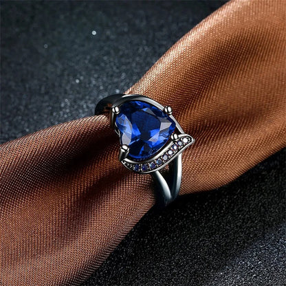 Fashion Couple Rings Romantic Women Heart Blue Rhinestones Zircon Ring Men Stainless Steel Celtic Dragon Ring Wedding Jewelry