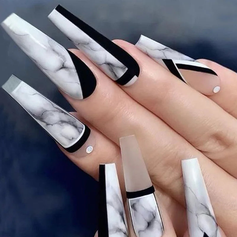 Luxury Designed Reusable Pink Nude False Nails Short Custom Acrylic Press On Nails Artificial Nails With Glue For Woman And Girl
