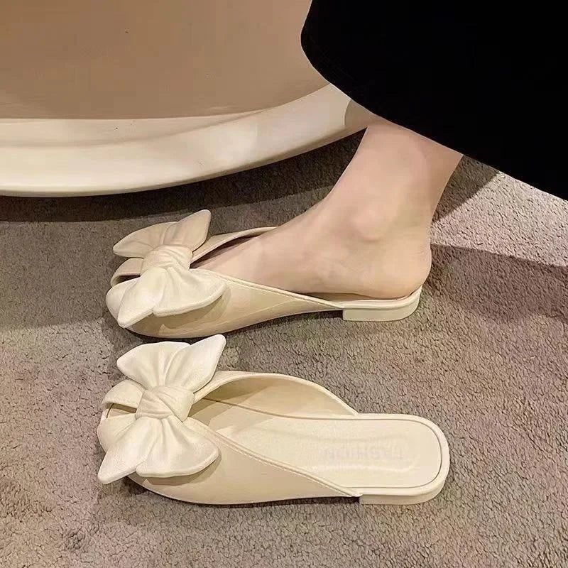 Comfortable Butterfly Knot Head Cover Sandals for Women Walking Date Wear Resistant Simple Stylish PVC Material Slippers