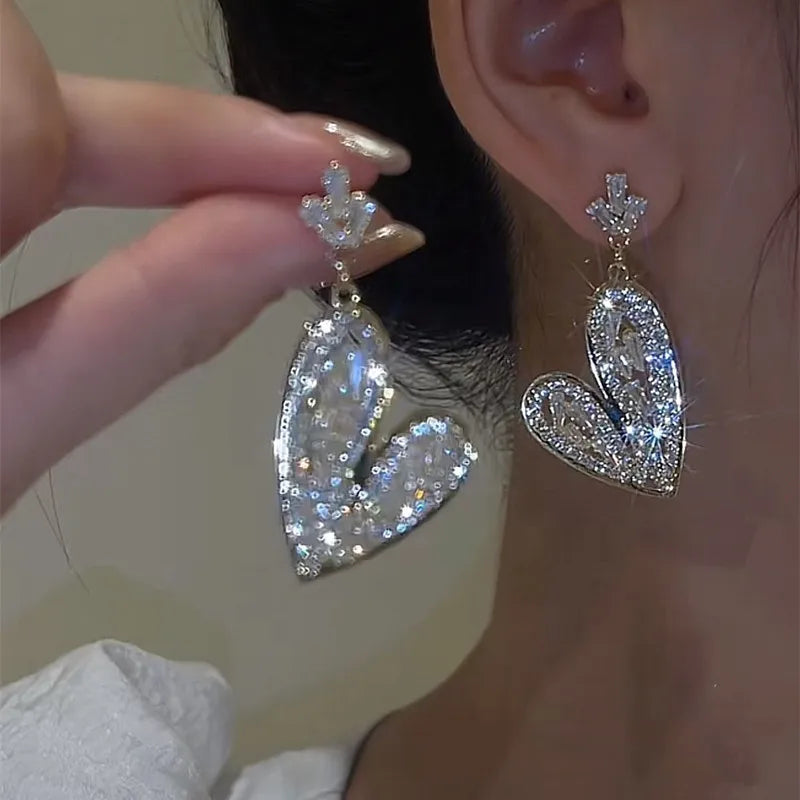 2023 New Fashion Trend Unique Design Delicate Elegant Green Zircon Tassel Earrings Women High Jewelry Wedding Party Gifts