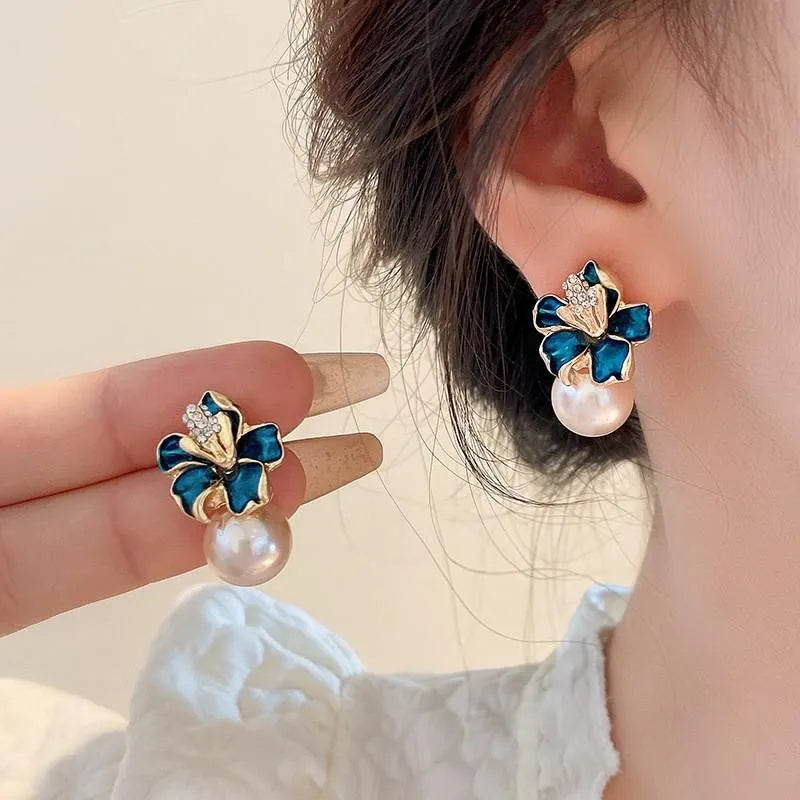 925 Silver Needle Korean Fashion Crystal Flower Earrings For Women Jewelry 2026 Trending  Women's French Pearl Earrings z40