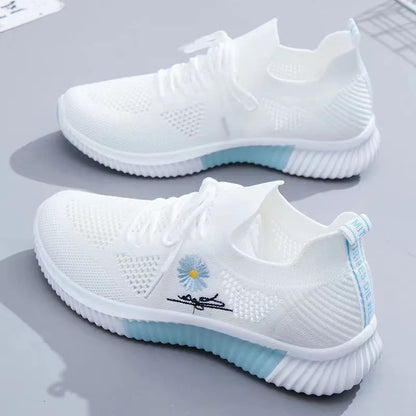 Summer Small White Shoes for Women's Casual Flying Knitted Shoes Comfortable Soft Sole Breathable Running Students' Shoes
