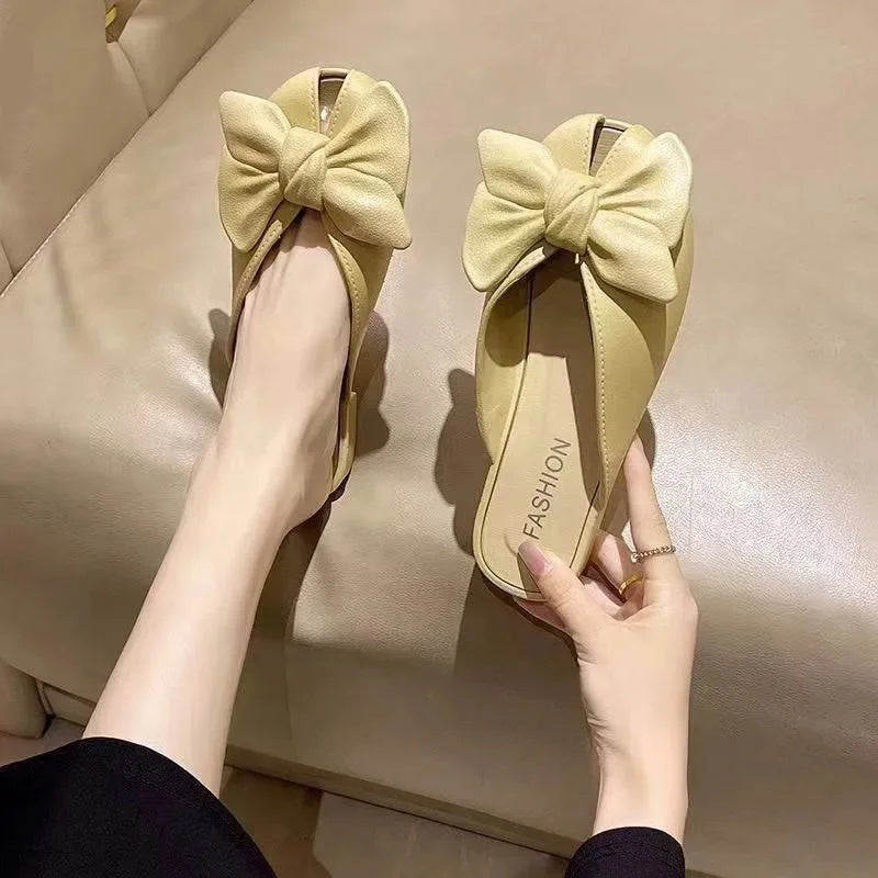 Comfortable Butterfly Knot Head Cover Sandals for Women Walking Date Wear Resistant Simple Stylish PVC Material Slippers