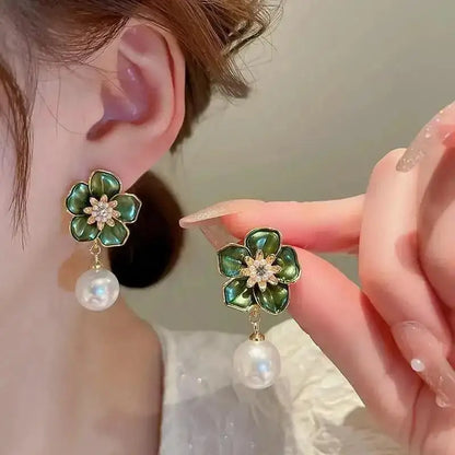 925 Silver Needle Korean Fashion Crystal Flower Earrings For Women Jewelry 2026 Trending  Women's French Pearl Earrings z40
