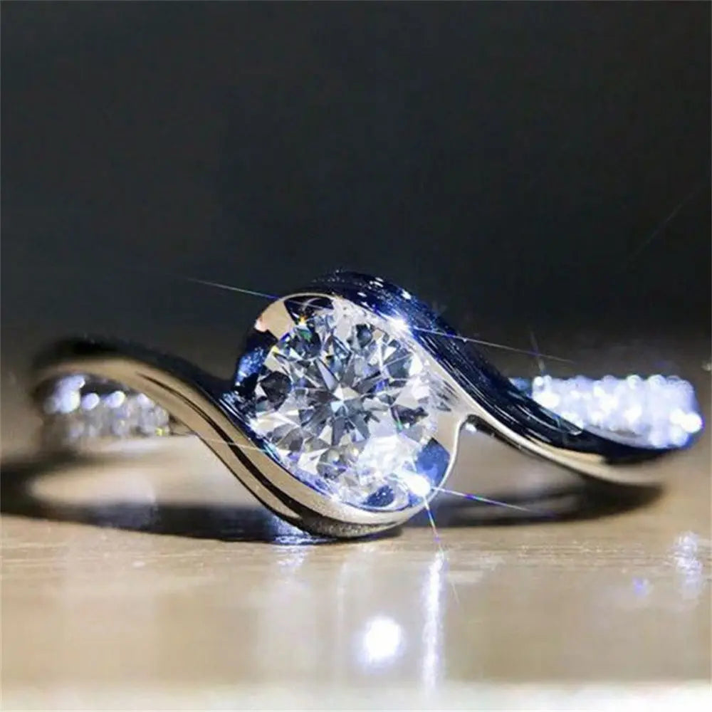 Sparkling Alloy Silver Rings Women Shinning White Sapphire Wedding Ring Cubic Zirconia Jewelry Gifts Size 6-10 Elegant