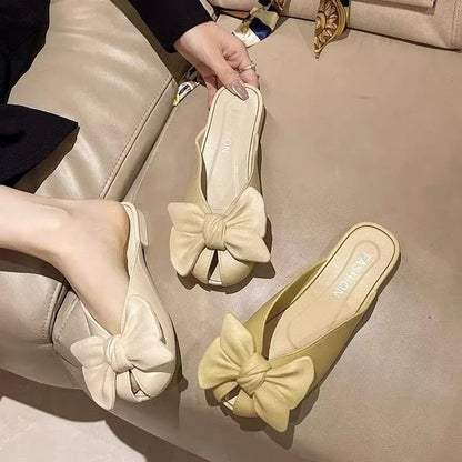 Comfortable Butterfly Knot Head Cover Sandals for Women Walking Date Wear Resistant Simple Stylish PVC Material Slippers
