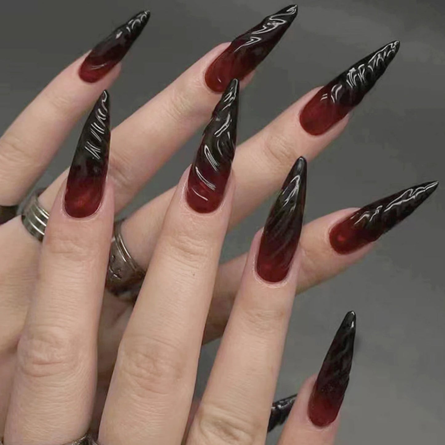 Y2K Star Press on Nails Gradient Black Fake Nails Medium Length Square False Nails Moon Designs for Women Girls Party Daily Use