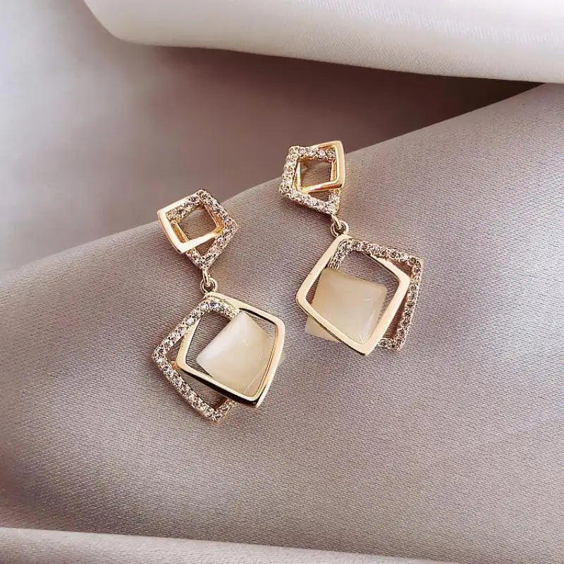 925 Silver Needle Korean Fashion Rhombus Drop Earrings For Women Jewelry 2026 Trending Luxury Crystal Cat's Eye Stone Earrings