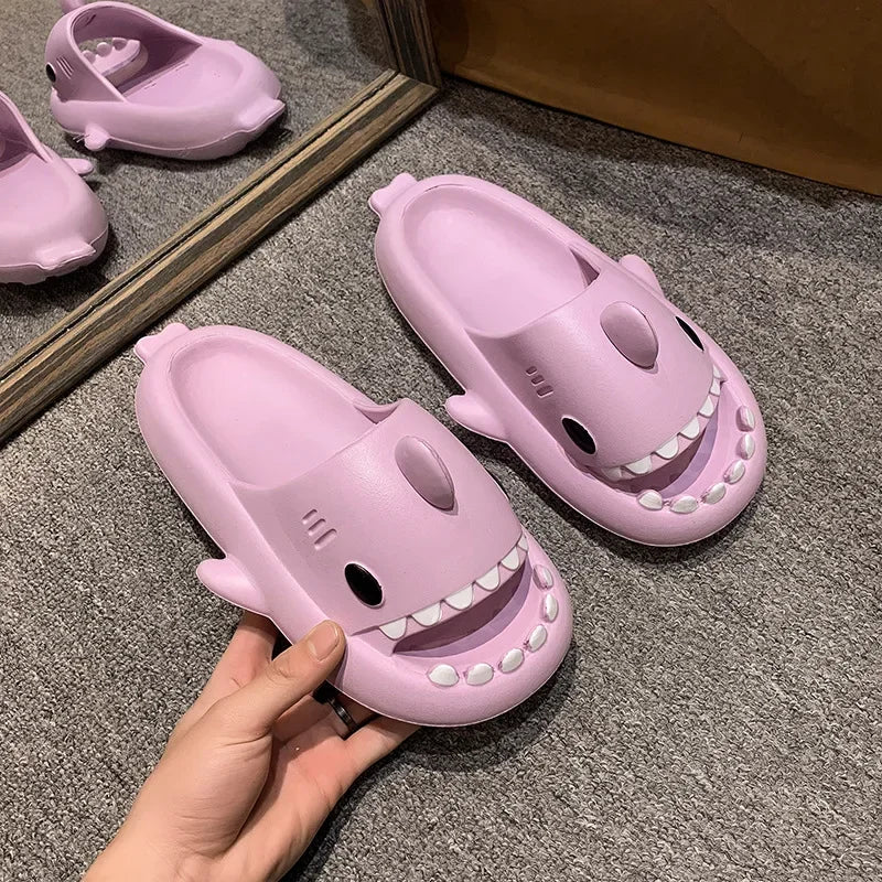New Shark Slippers for Women Men Shoes Shark Flip Flops Beach Slides Female Home Slipper Bathroom Non-Slip Thick Sandals Couples