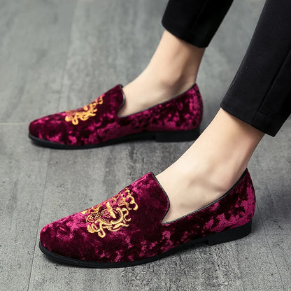 New Men's Suede Soft Penny Loafers Embroidered Design Flat Slip-On Formal Men's Velvet Loafer Dress Shoes Big Size 38~45 Zapatos