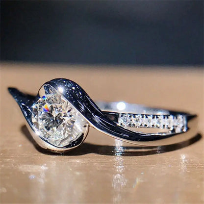 Sparkling Alloy Silver Rings Women Shinning White Sapphire Wedding Ring Cubic Zirconia Jewelry Gifts Size 6-10 Elegant
