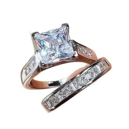 New fashionable two-piece ring set with slightly set zircon for women