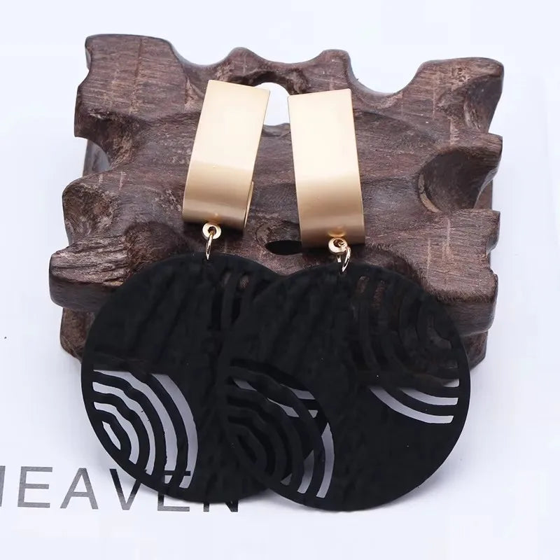 New Asymmetric Women's Black Hanging Earrings Hollow Crystal Drop Earrings Rock Geometric Statement Dangle Earrings aretes