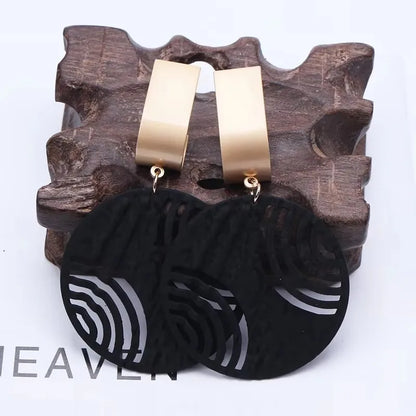 New Asymmetric Women's Black Hanging Earrings Hollow Crystal Drop Earrings Rock Geometric Statement Dangle Earrings aretes